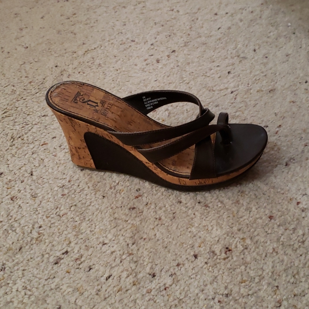 Shoes - Picture 2 of 2